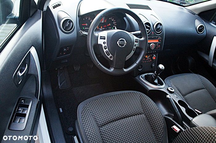 Nissan Qashqai 2.0 4 x 4 acenta - 17
