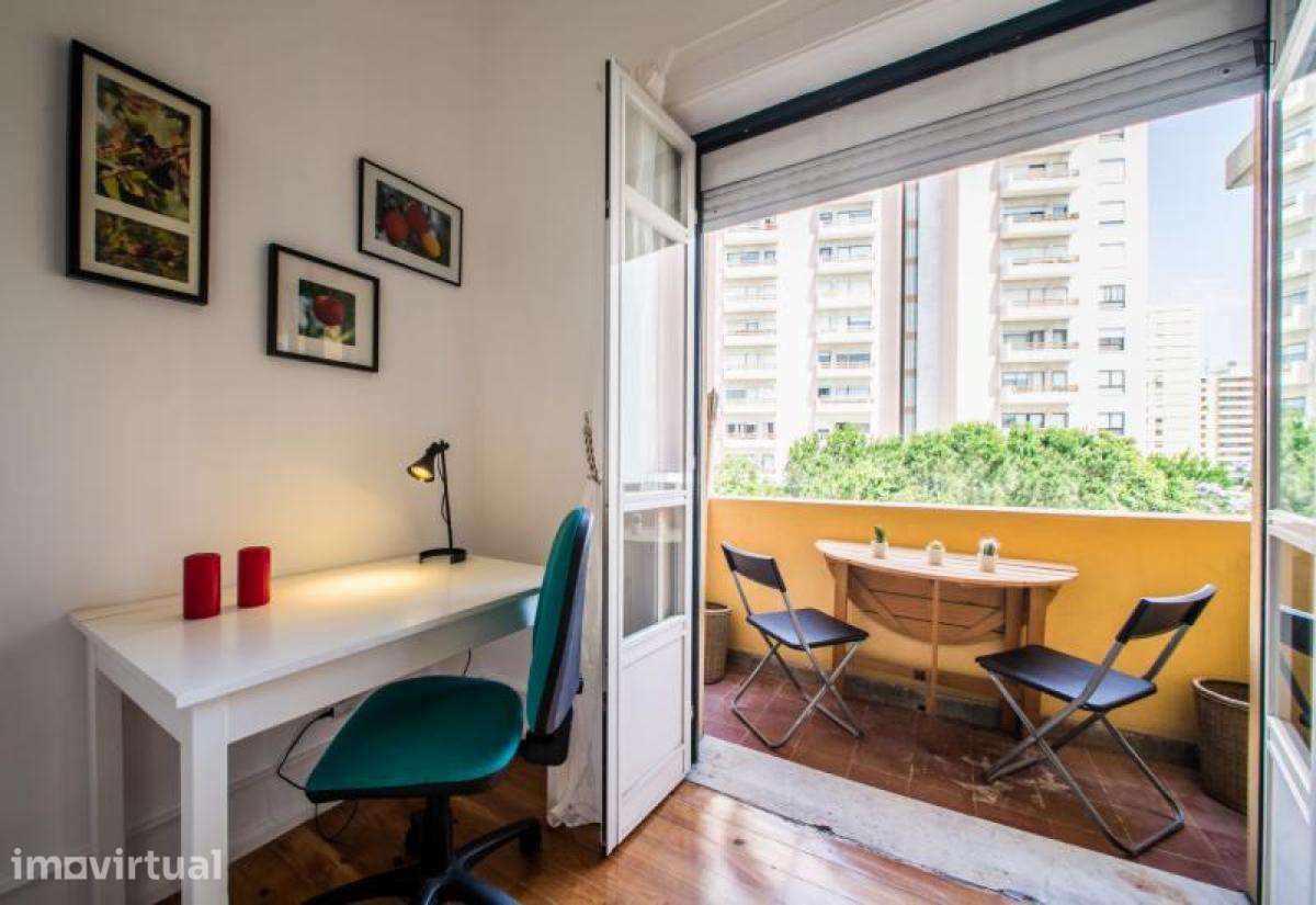 Quarto - localizado em Sete Rios Lisbon - Grande imagem: 3/10