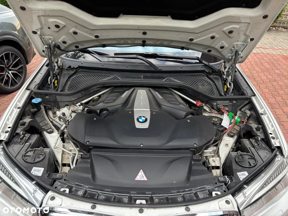 BMW X6 xDrive50i M Sport - 38