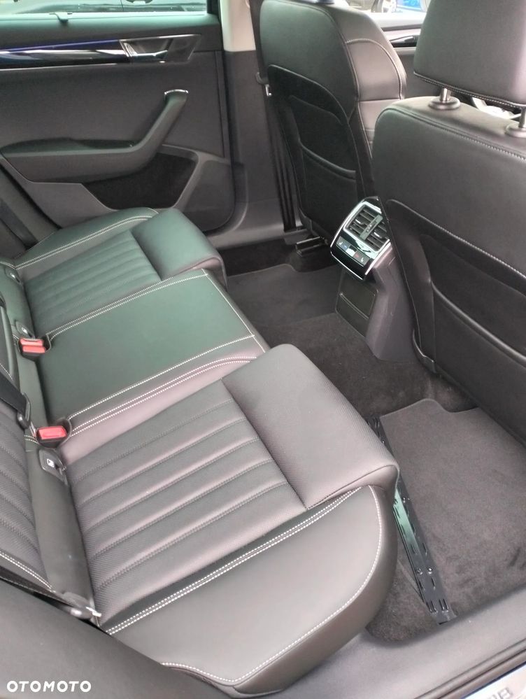 Skoda Superb 2.0 TSI 4x4 L&K DSG - 16