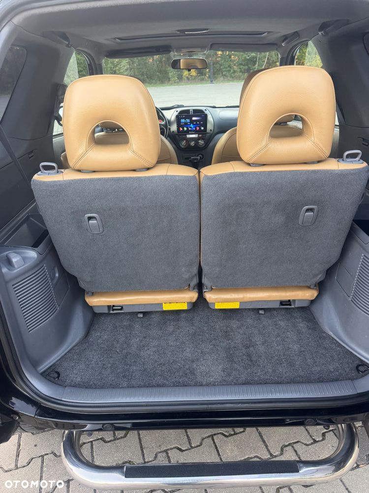 Toyota RAV4 2.0 VVT-i Prestige - 27