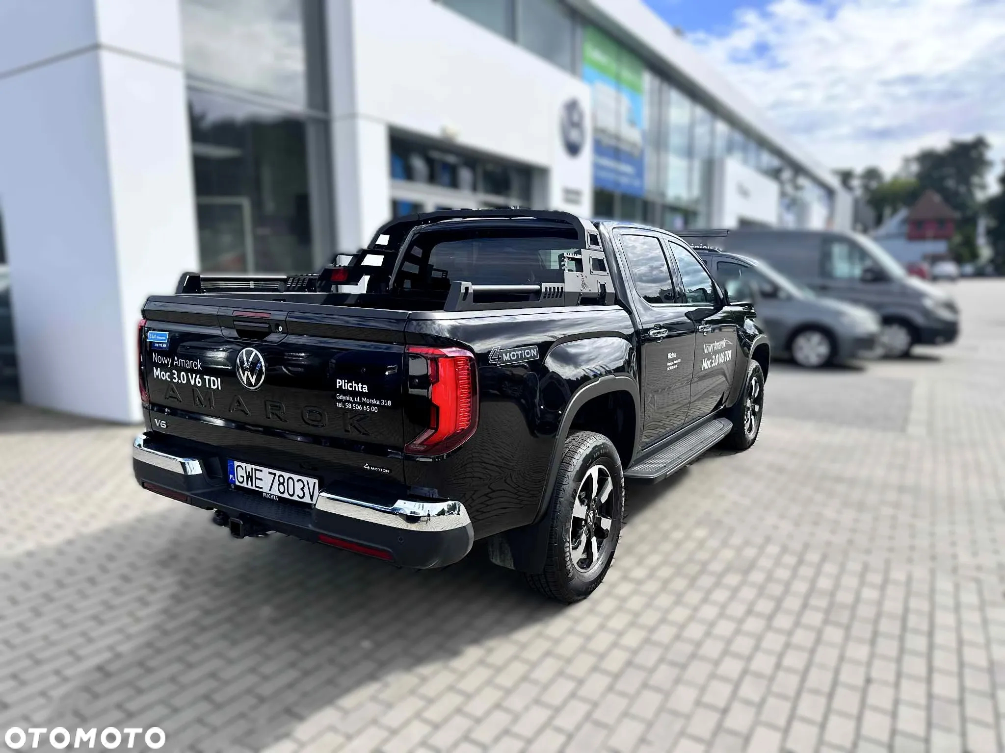 Volkswagen Amarok 3.0 V6 TDI 4Mot Style - 8