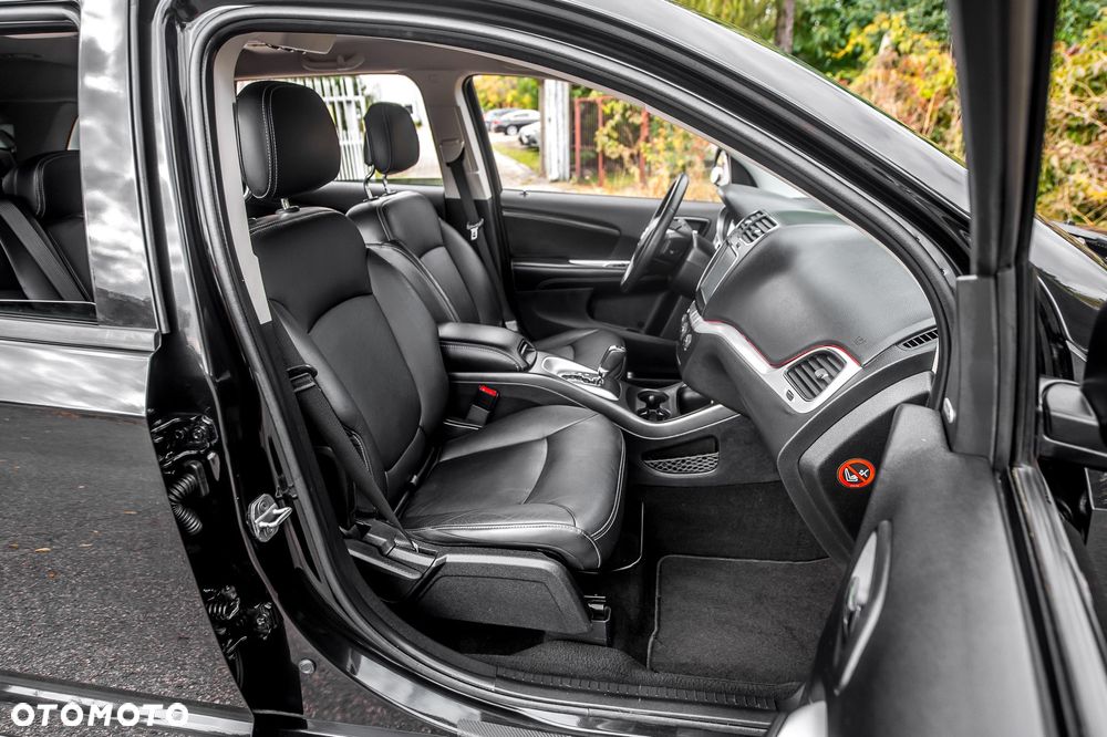 Fiat Freemont 3.6 V6 Lounge EU6 - 17