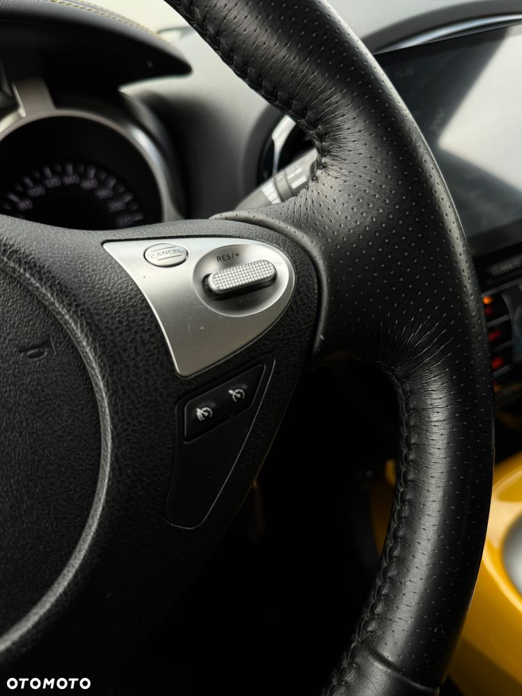 Nissan Juke 1.6 T Tekna - 12