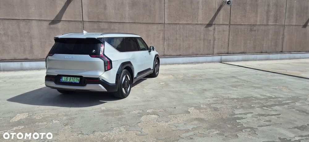 Kia EV9 99.8kWh Earth - 6