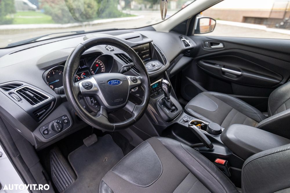 Ford Kuga 2.0 TDCi 4x4 Aut. Titanium - 7