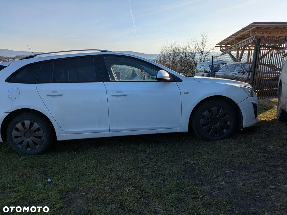 Chevrolet Cruze 1.7 D LT+ Premium - 6