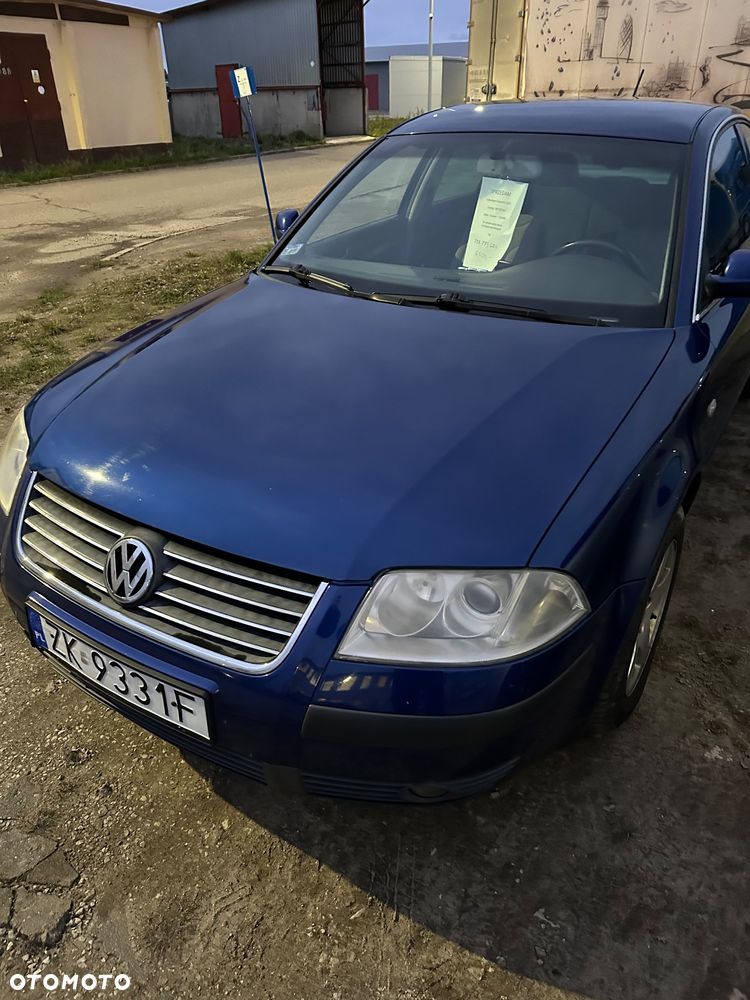 Volkswagen Passat 1.9 TDI Comfortline - 1