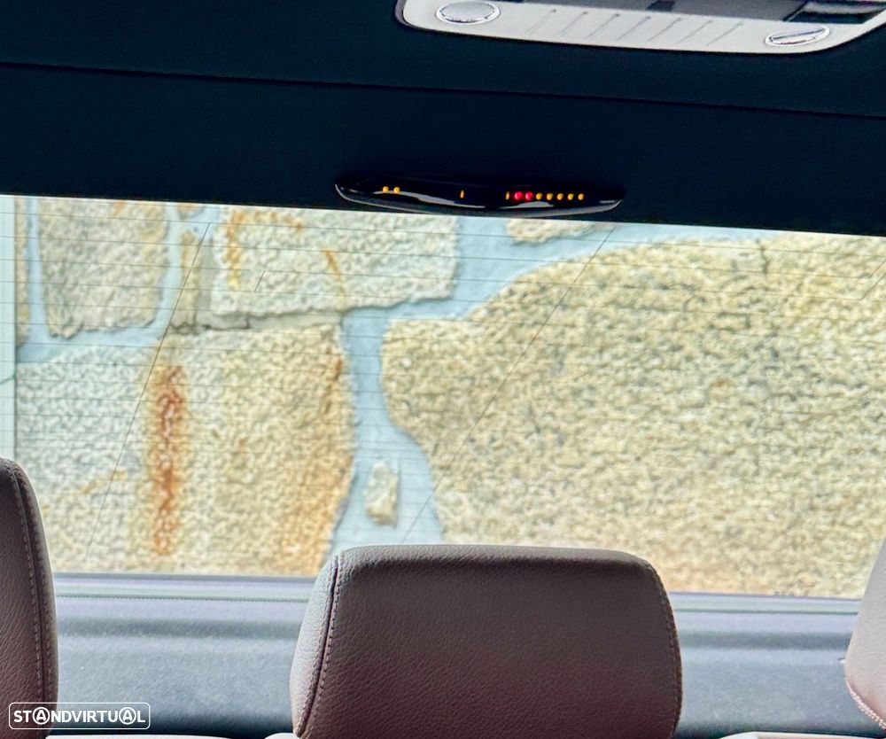 Mercedes-Benz E 200 - 20