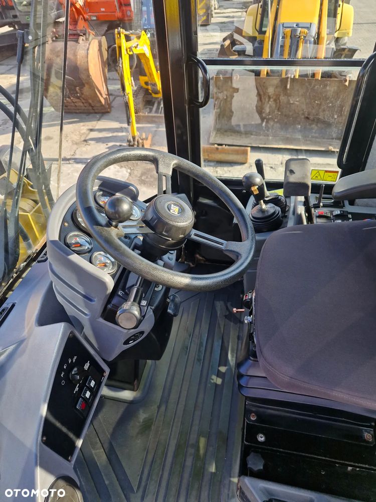 Caterpillar 914G - 9