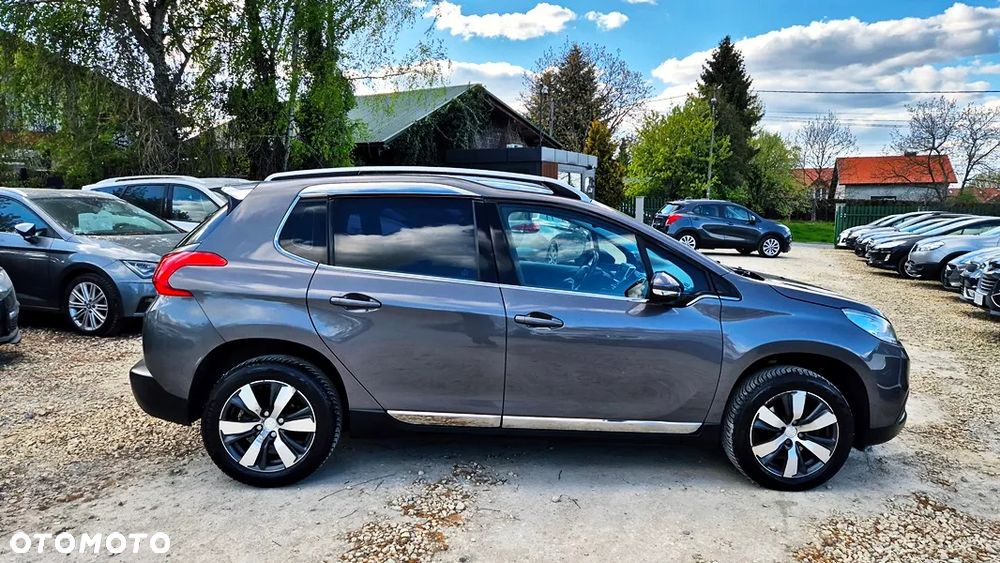 Peugeot 2008 1.6 VTi Allure - 9