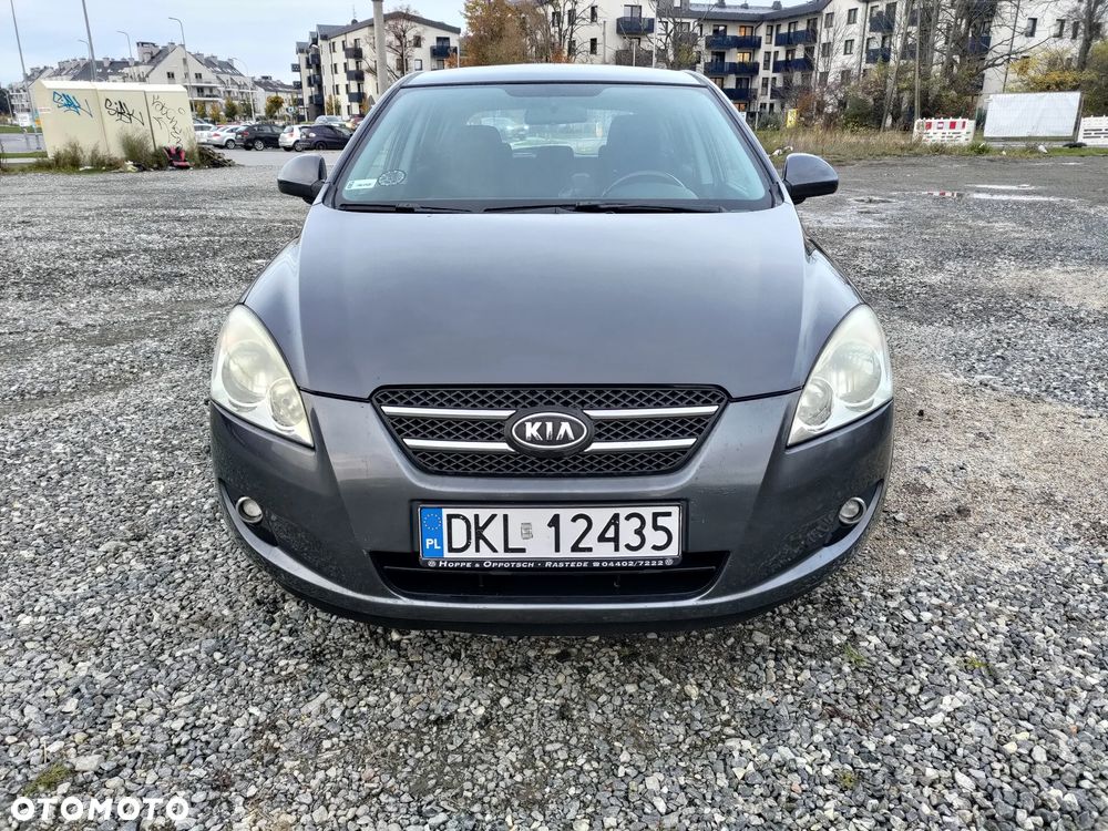 Kia Ceed 1.6 Crdi Comfort - 2
