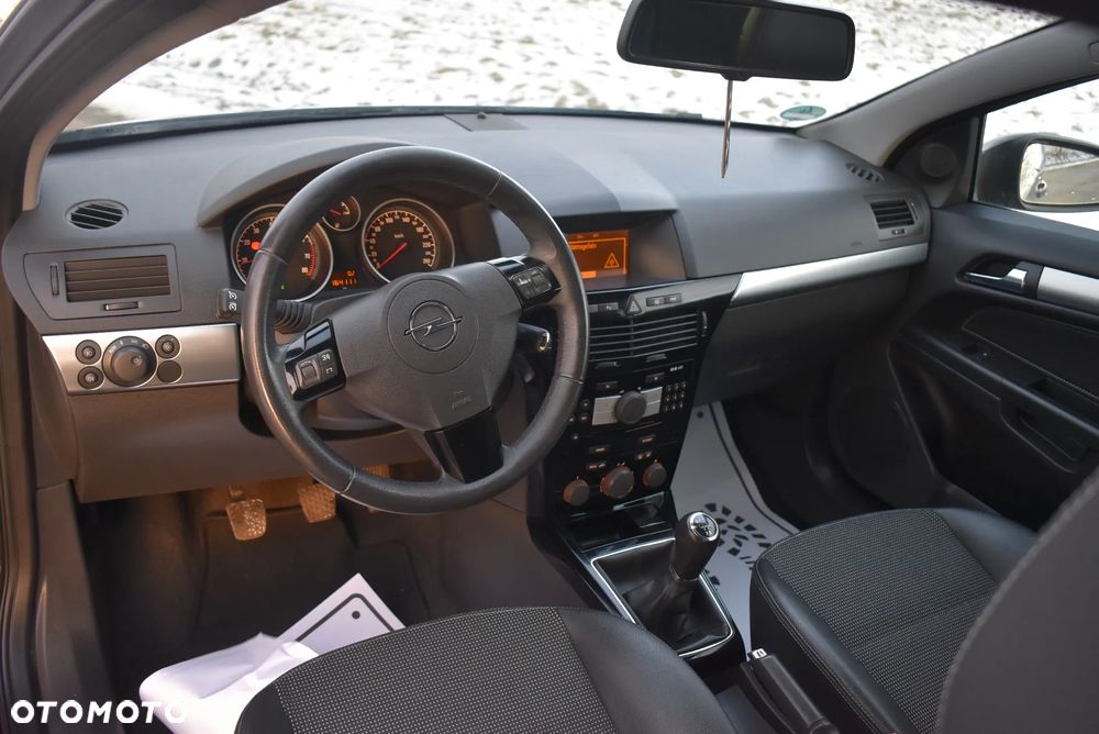 Opel Astra - 26