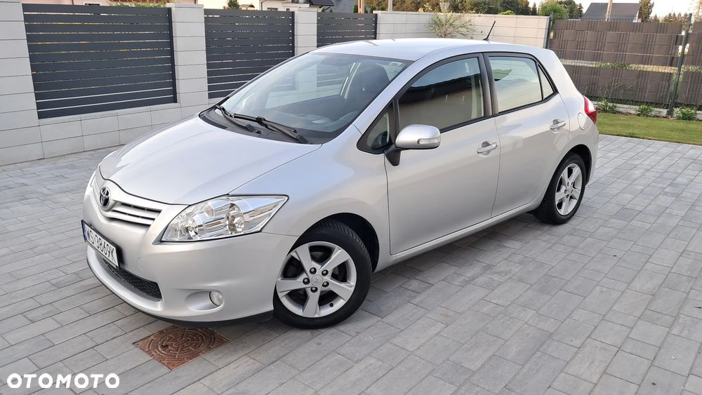 Toyota Auris 1.33 VVT-i - 1