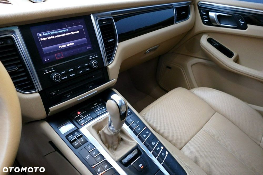 Porsche Macan S - 29