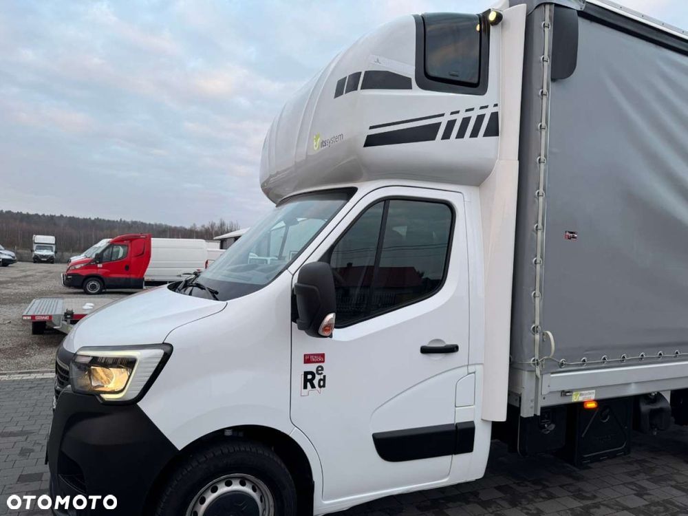 Renault Master 10 europalet z Windą - 20