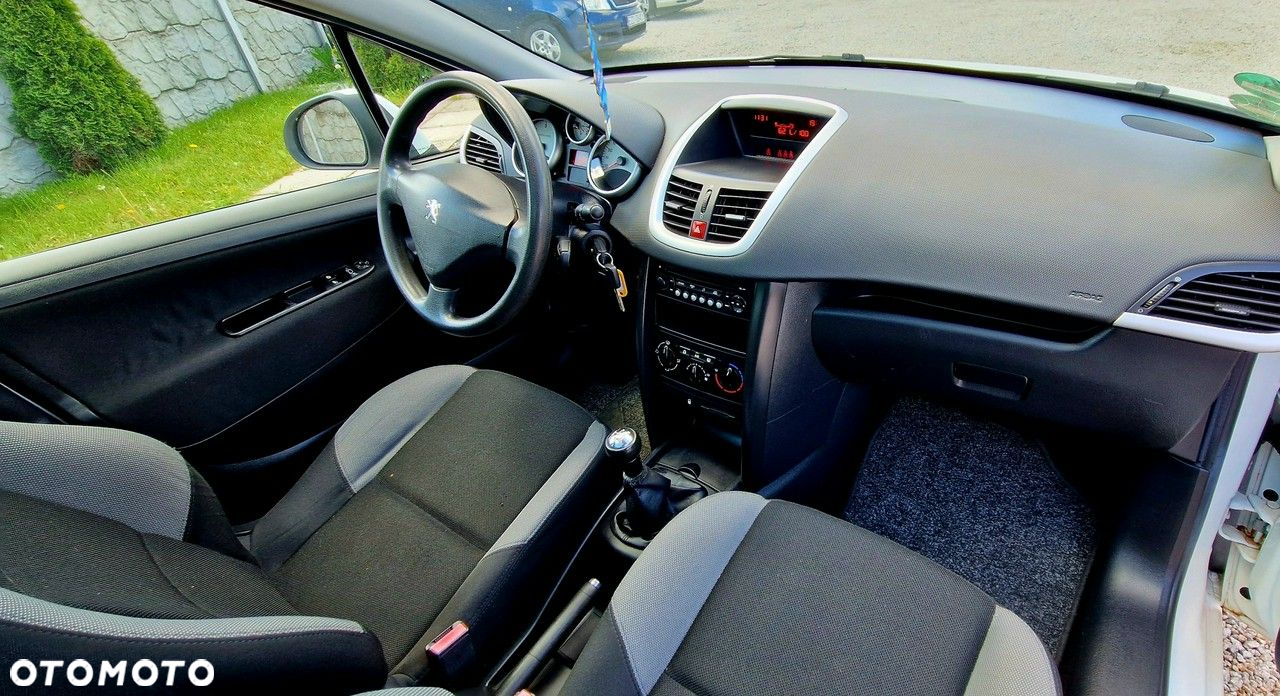Peugeot 207 1.6 HDi 16V U Move - 15