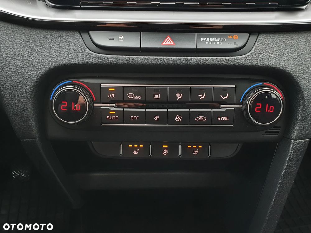 Kia Ceed 1.5 T-GDI Tribute - 38