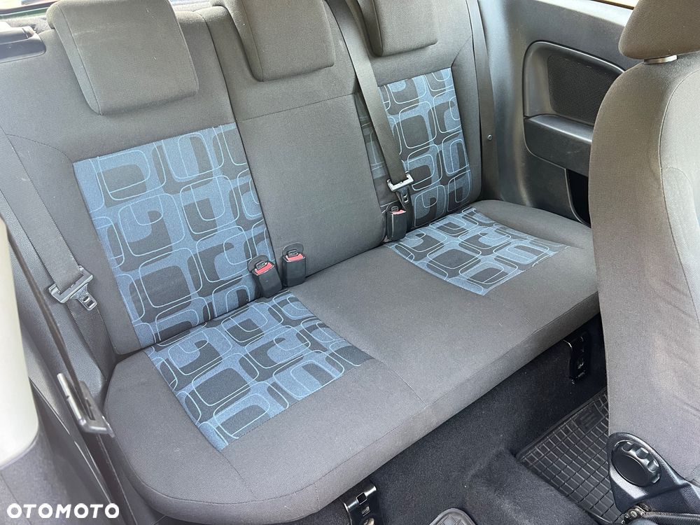 Ford Fiesta 1.3 - 16