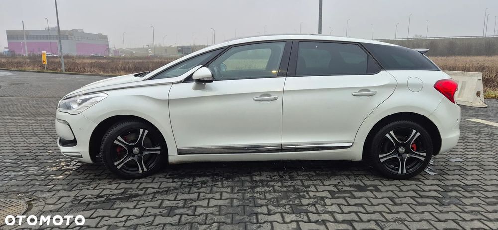 DS Automobiles DS 5 - 7