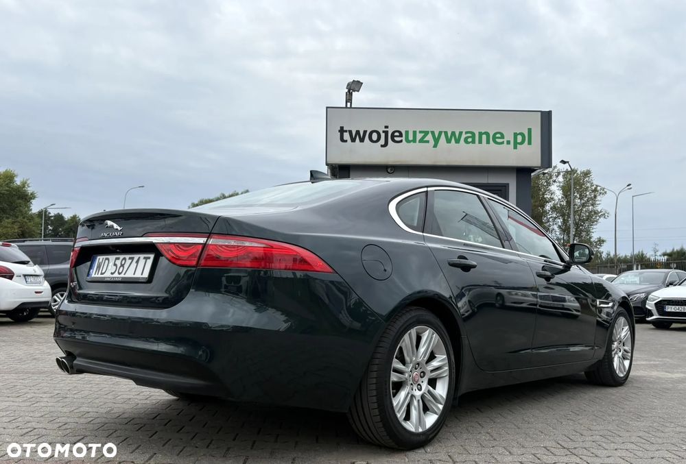 Jaguar XF 2.0 i4D Portfolio - 7