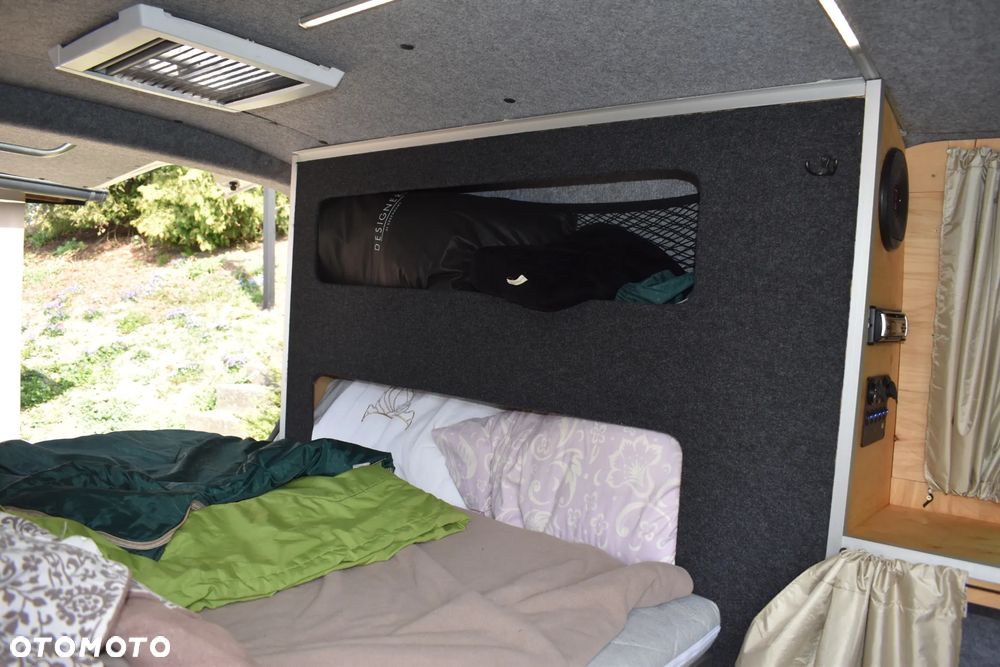 Volkswagen Transporter L2H1 - 25