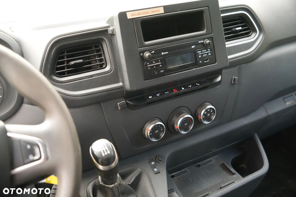 Renault Master - 18