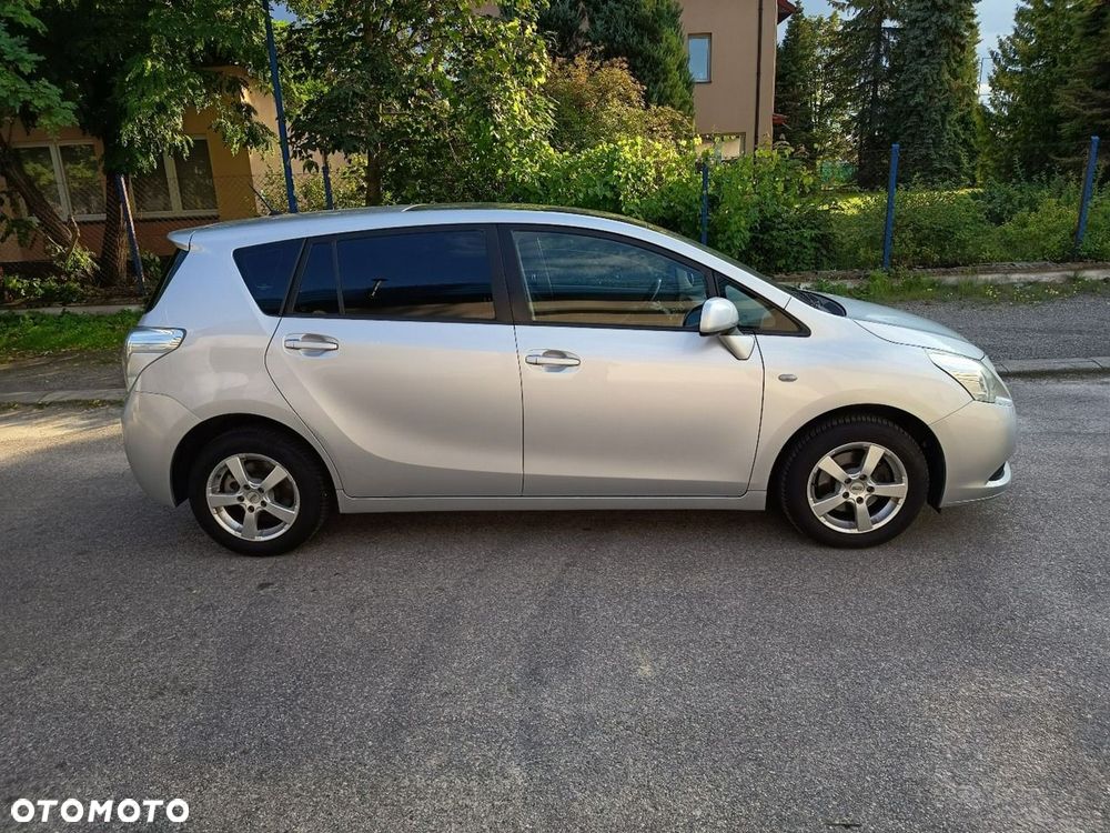 Toyota Verso - 10