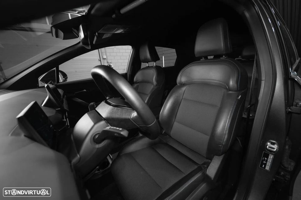 MG MG4 77 kWh Extended Range Luxury - 10