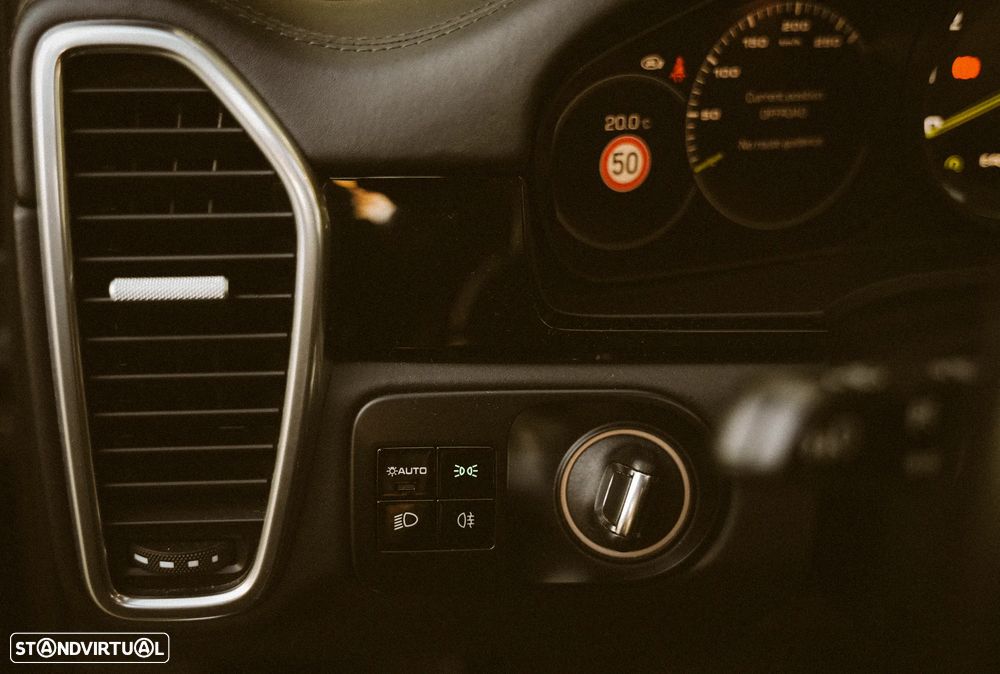 Porsche Cayenne E-Hybrid - 32