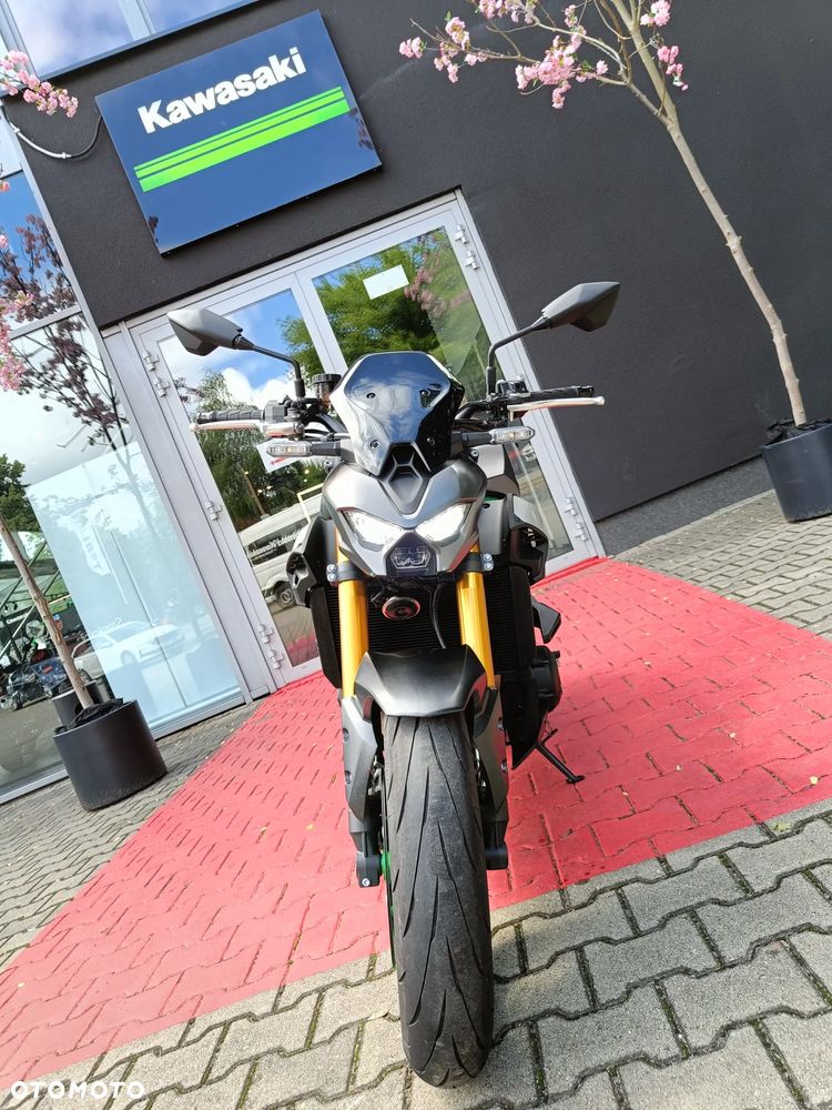 Kawasaki Z 900 - 8