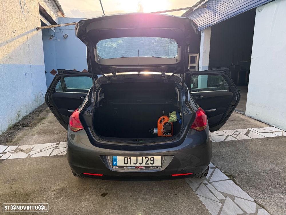 Opel Astra 1.3 CDTI Cosmo - 16