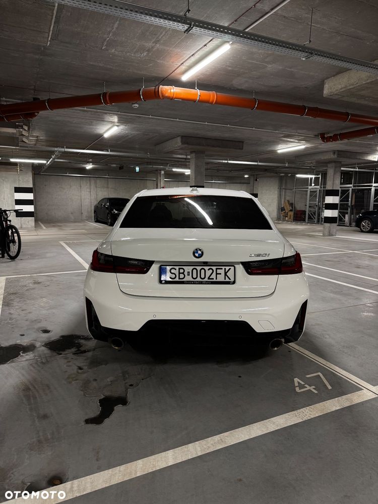 BMW Seria 3 320i M Sport - 6