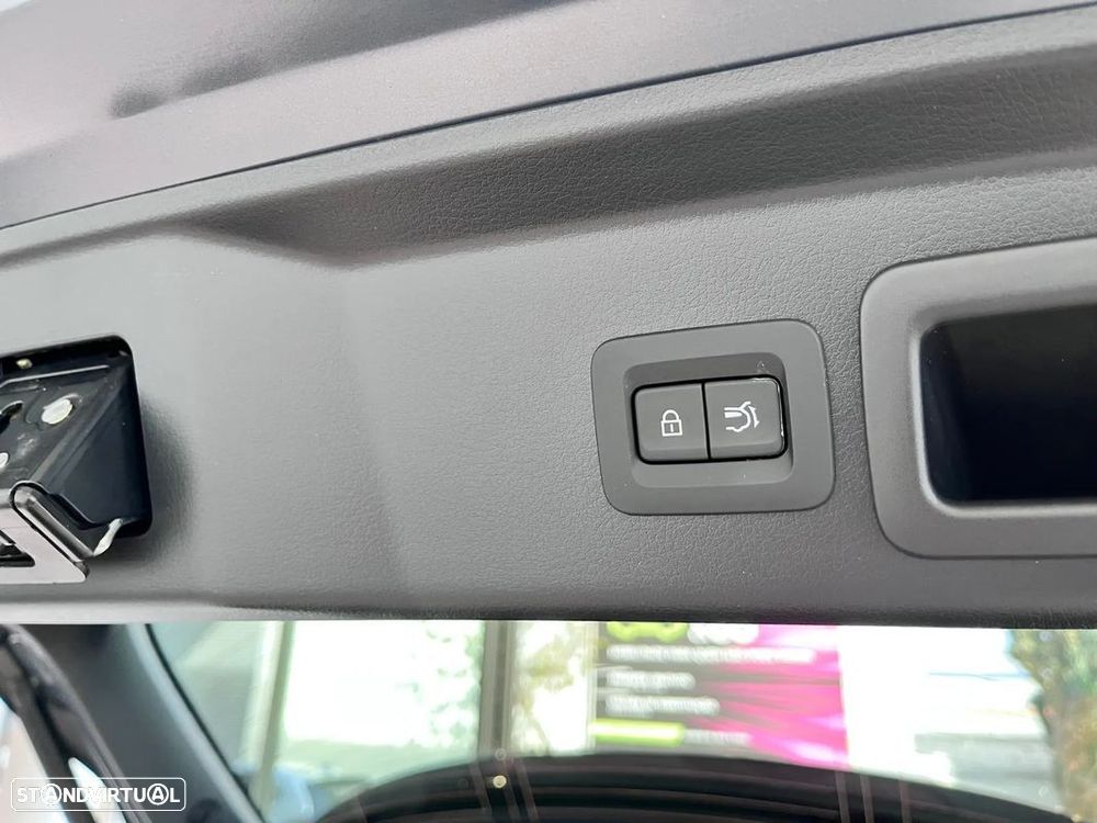 Mazda CX-30 2.0 e-Skyactiv-X Exclusive-line AT - 21