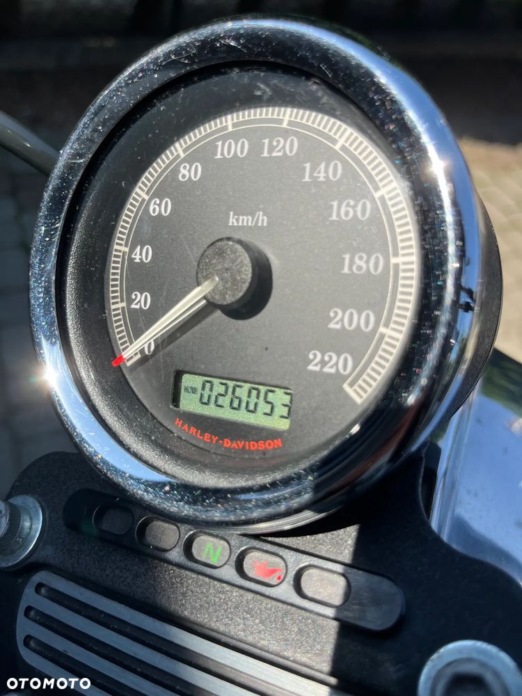 Harley-Davidson Sportster Low 883L - 11