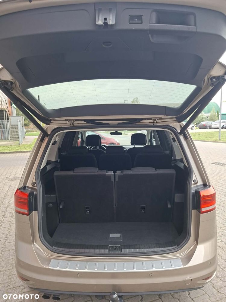 Volkswagen Touran 1.4 TSI (BlueMotion Technology) DSG Highline - 14