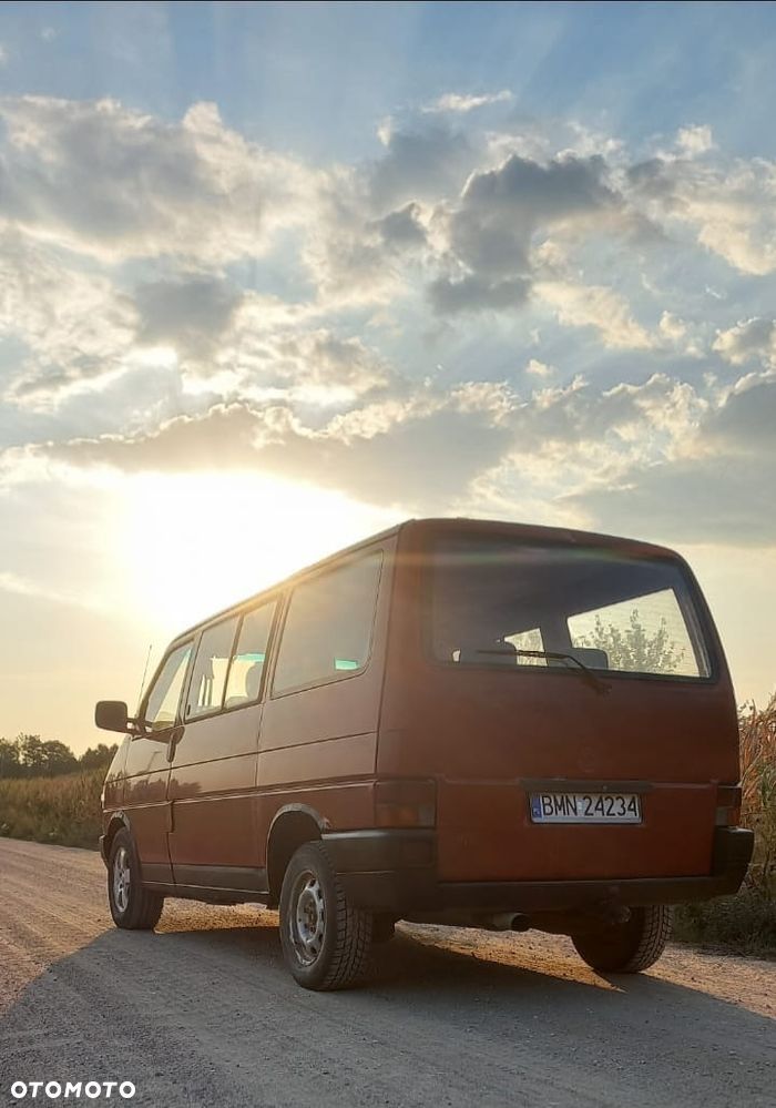 Volkswagen Transporter - 5