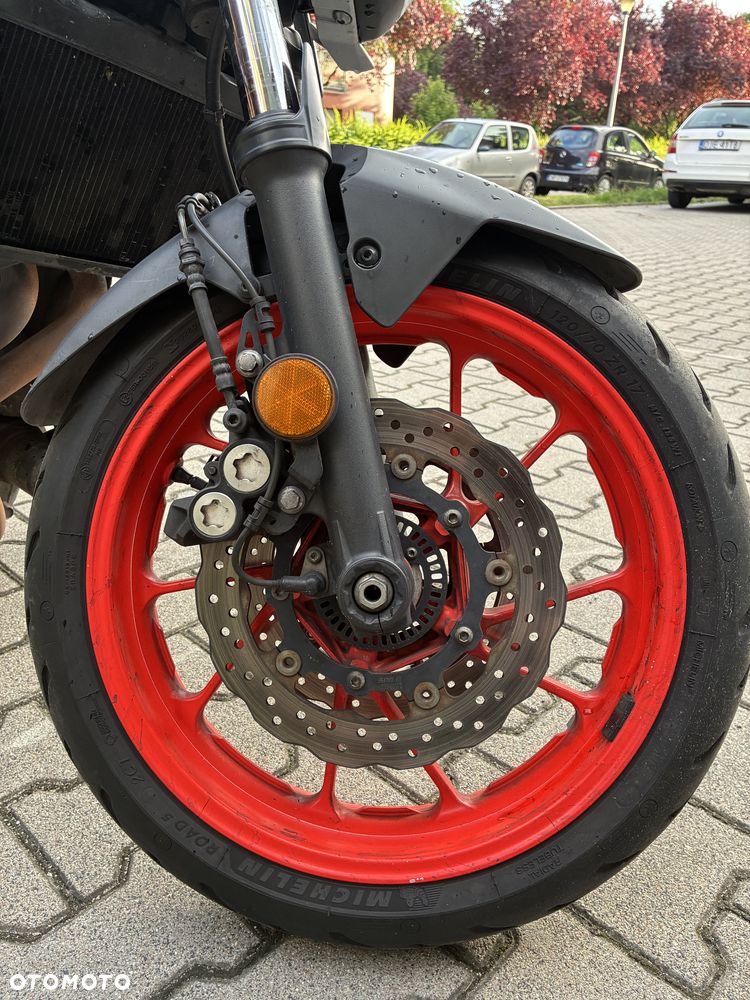 Yamaha MT - 10