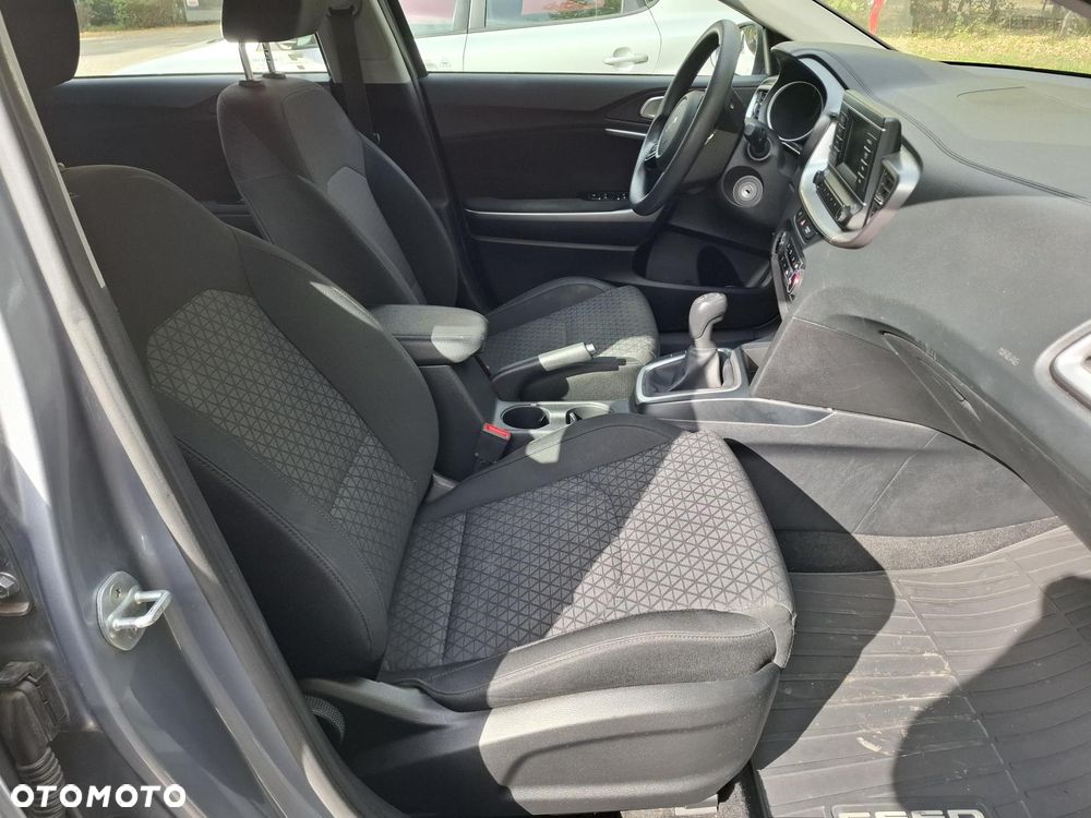 Kia Ceed 2021 photo 5