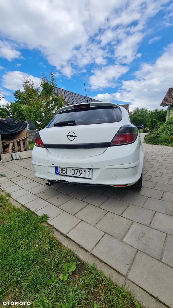 Opel Astra 2.0 Turbo Cosmo - 7