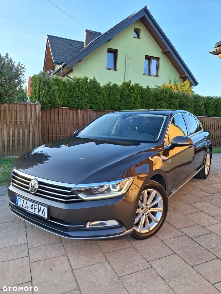 Volkswagen Passat 2.0 TDI SCR Highline DSG - 1