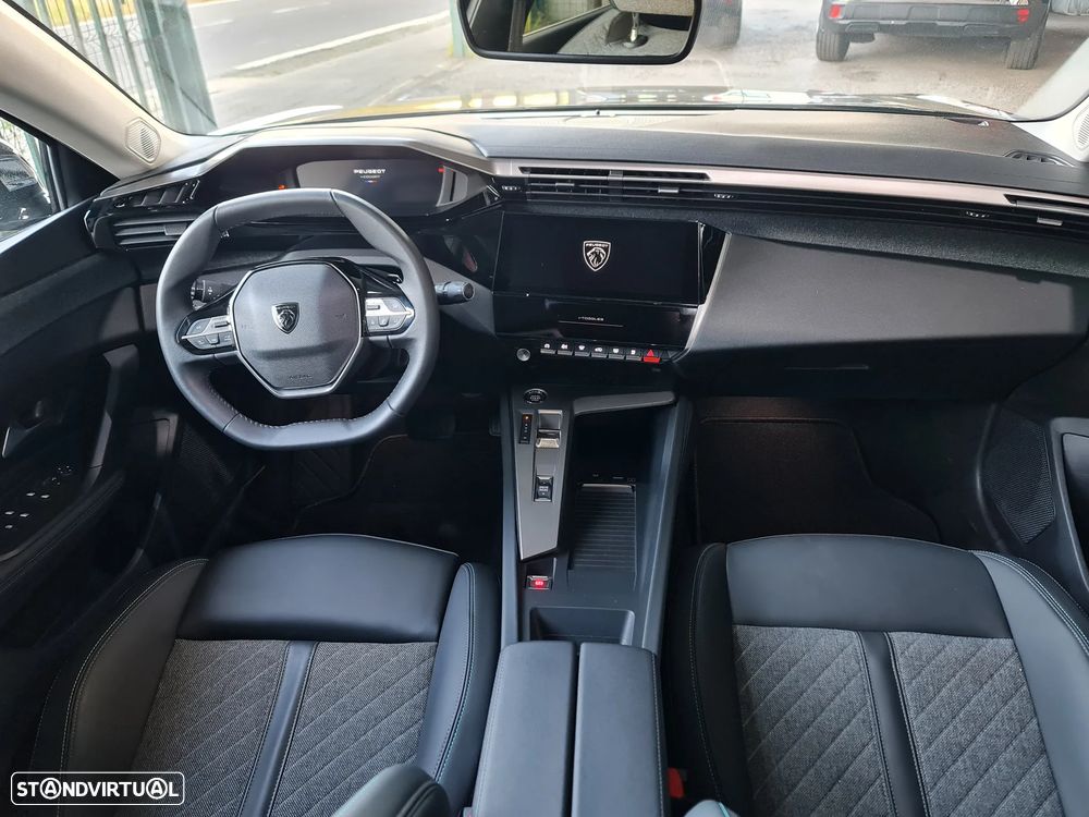 Peugeot 408 1.2 PureTech Allure EAT8 - 10