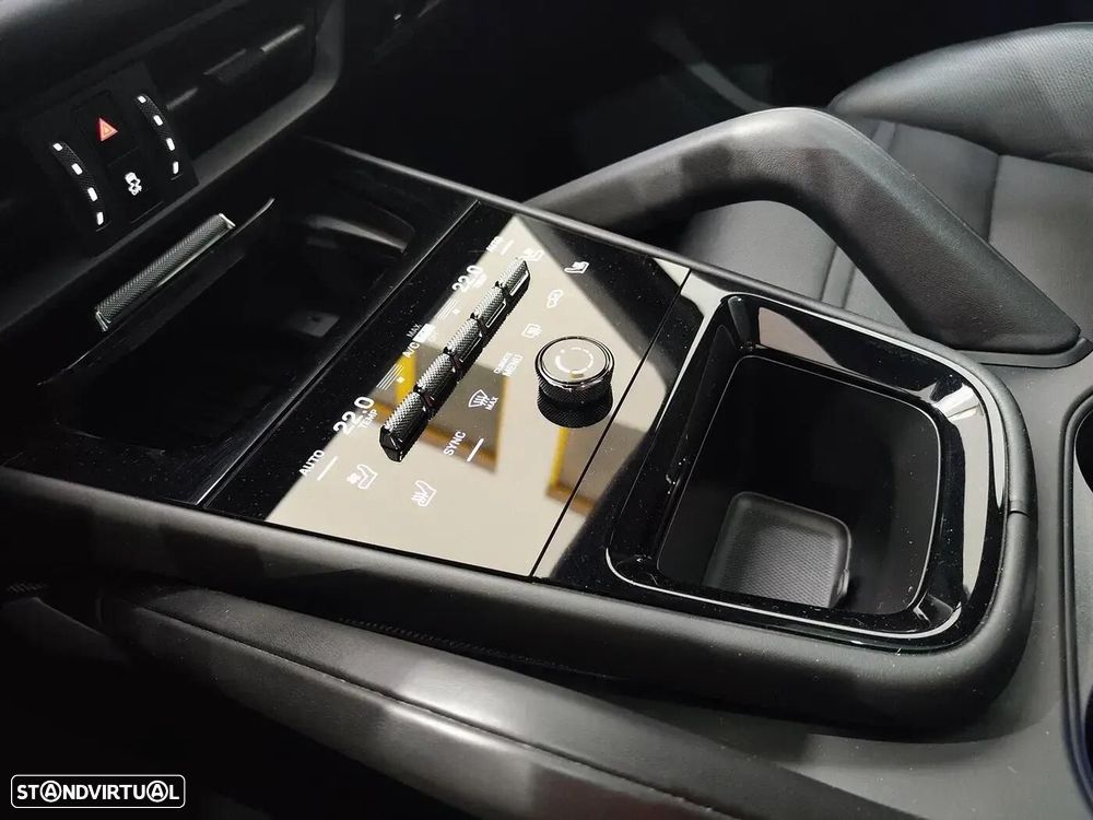 Porsche Cayenne Coupé E-Hybrid - 22