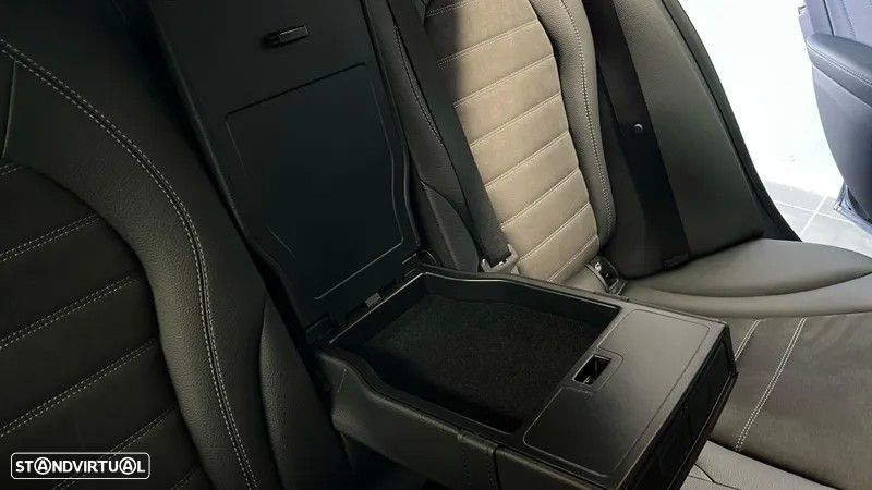 Mercedes-Benz C 300 de AMG Line - 18