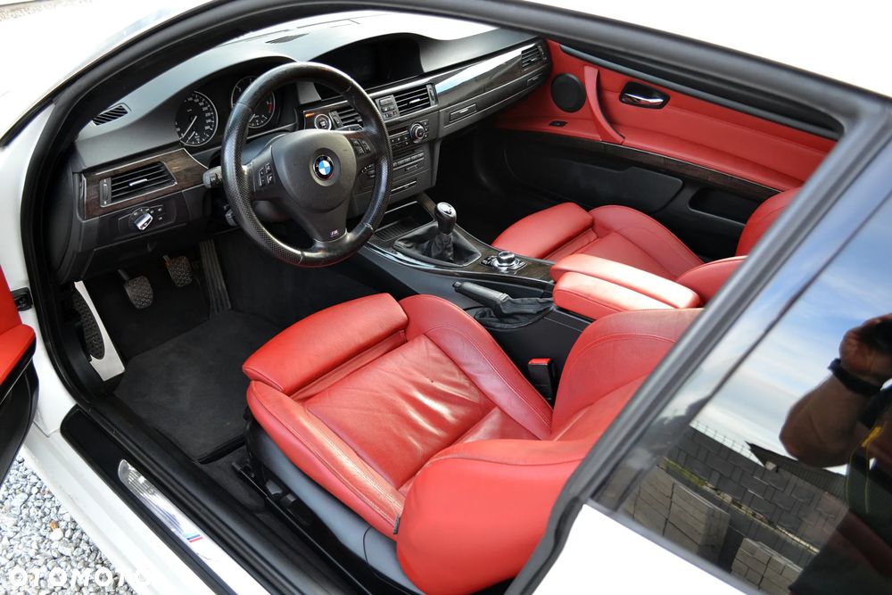 BMW Seria 3 320d M Sport Edition - 8