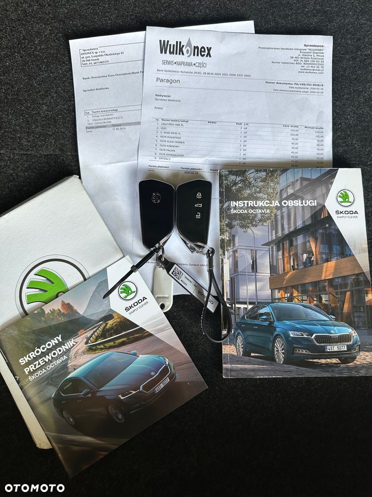 Skoda Octavia 2.0 TDI RS DSG - 32