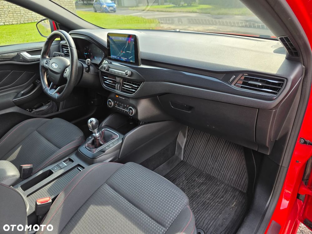 Ford Focus 1.5 EcoBlue SCR ST-Line - 8