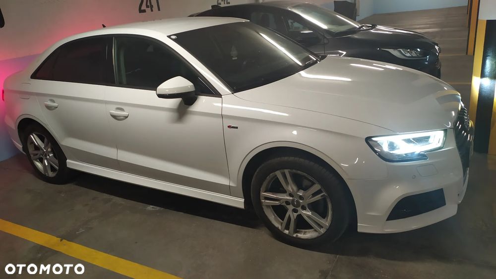 Audi A3 Limousine 35 TFSI S Line - 2