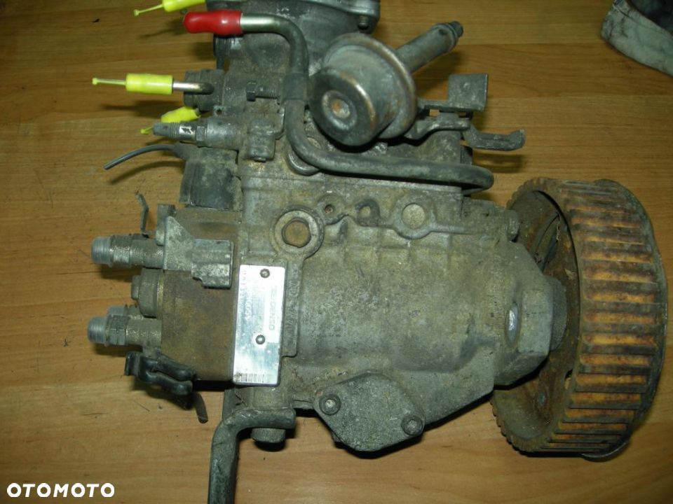 POMPA WTRYSKOWA DENSO - 1