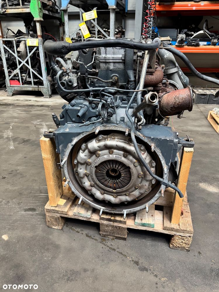 Kompletny silnik Iveco Eurocargo Tector F4AE3681B 220KM - 2